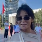 Pas akuzave ndaj influencerëve, protestuesit i përgjigjen Ramës me “Ramingo ik”