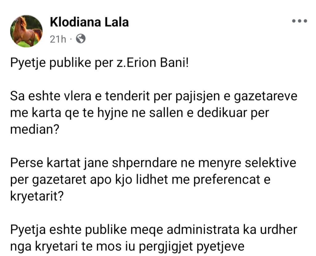 po-shihte-filxhan-me-moniken-erion-bani-nxjerre-klod-lalen-jashte-salles-se-gjyqit-hakmerret-pretenca-i-kerkon-llogari-per-tenderin-e-kartave-te-gazetareve