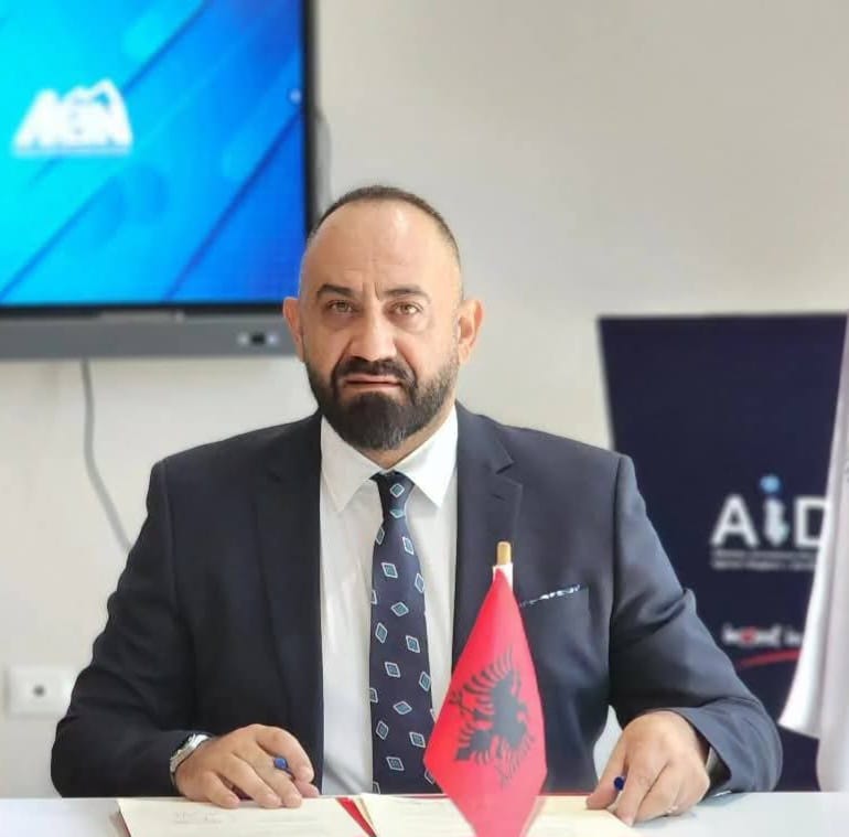 Skandal / Genci Tërpo i AKBN-së tender 100 mijë euro për të caktuar ekspert ligjor dhe teknik për marrëveshjet hidrokarbure