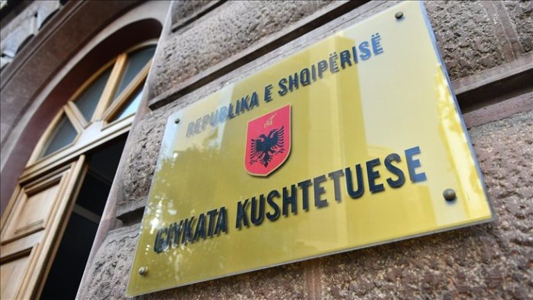 Argumentet/ Kushtetuesja ktheu për rishqyrtim në Gjykatën e Lartë vendimin për Veliajn: Arrestimi, pa asnjë provë që implikon kryebashkiakun