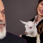 “Marjana në botën e çudirave”, këshilltari socialist godet deputeten Koçeku: Mos i trajto qytetatët si klientë në bujtinën tënde