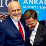 Samiti i radhës i NATO-s do të mbahet në Tiranë, Rama poston foton e përqafimit me Rutte-n: Ai momenti i krenarisë kur të bëhet zemra mal