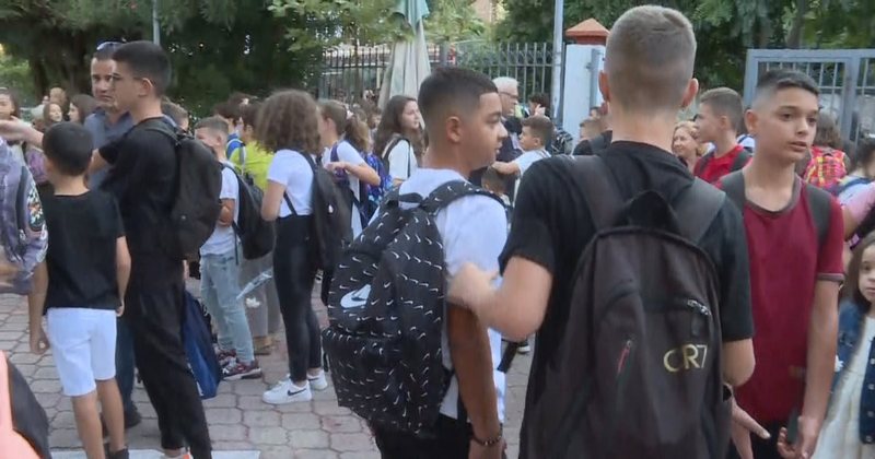 Shkolla nis më 14 shtator, kurrikula të reja, shtohen psikologët dhe oficerët e sigurisë