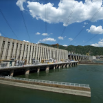 SHBA-ja hyn në sektorin energjetik të Serbisë përmes hidrocentralit “Gjerdap 3”