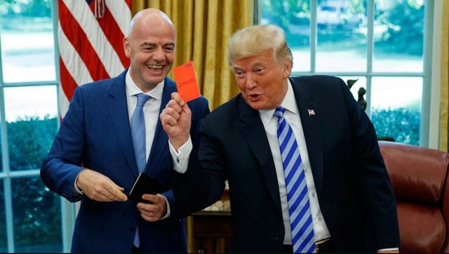 Brenda komitetit sekret të FIFA-s që pezulloi kartonin e kuq të sulmuesit të SHBA