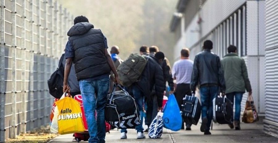 Eurostat: 1.8 milionë banorë kanë emigruar (neto) nga Shqipëria gjatë 35 viteve