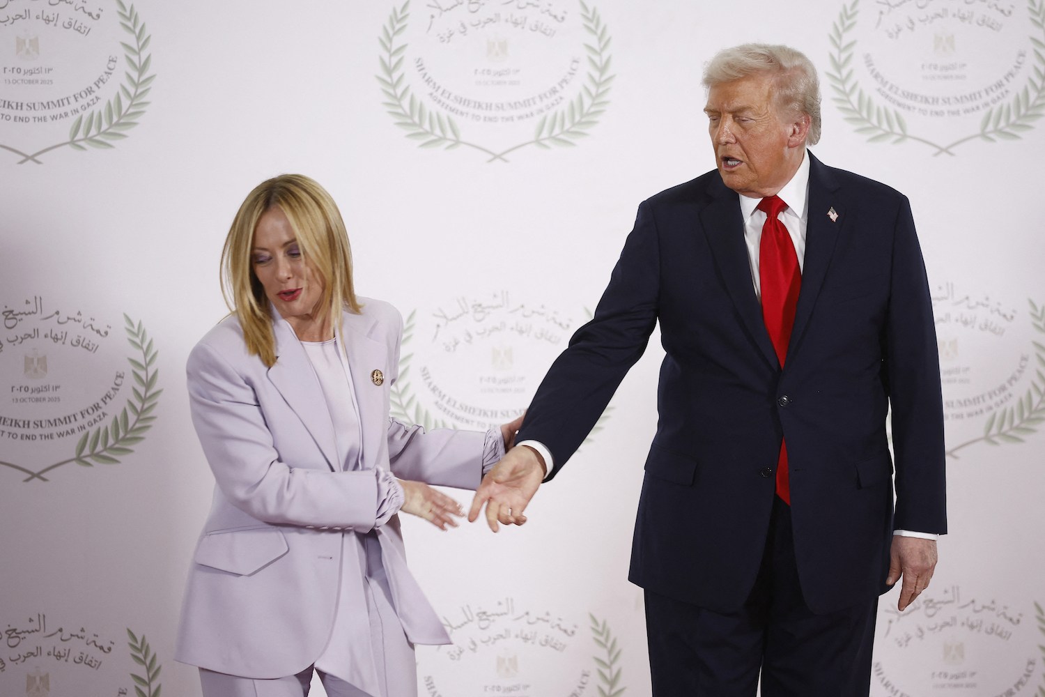 Trump sulmon sërish kryeministren italiane: I duhet një urdhër ndalimi