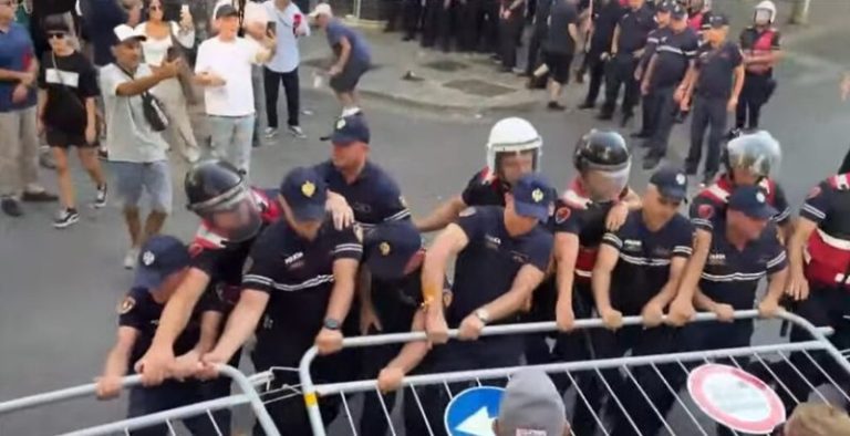Avokati: Protestuesit janë të paguar nga Berisha, duan me çdo kusht që të ketë viktima! SPAK të hetojë 21 janarin