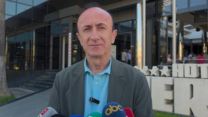 Siguria ushqimore dhe ndotja në Fier, kryeinspektori Sula paralajmëron kontrolle të forta: Nuk do të ketë më tolerim