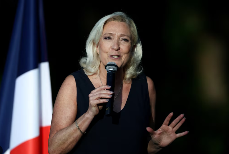 Marine Le Pen nuk tërhiqet: Jam kandidate për zgjedhjet presidenciale!