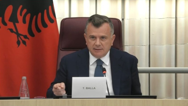Balla nga PE: S’ka leje të dhënë nga Qeveria për investimin në Zvërnec! Do të vlerësohet ndikimi mjedisor! Lufta kundër aeroportit të Vlorës lidhet me konkurrencën