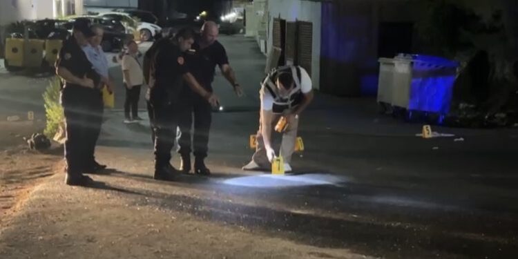 Krim i rëndë në Vorë, vritet në rrugë pas mesnate një 50-vjeçar