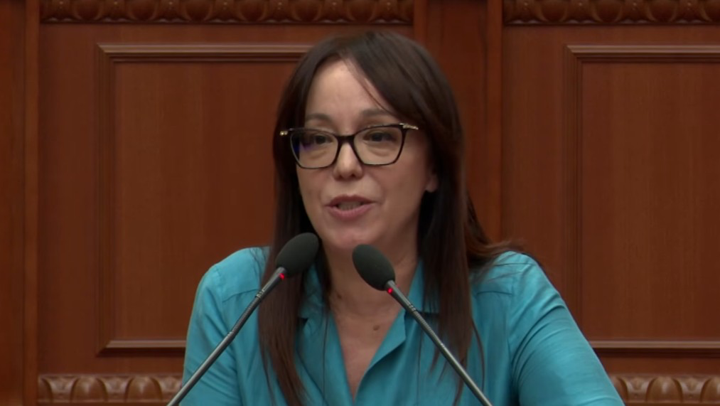 ‘Review’-të negative ndaj bizneseve, Spahiu: Fenomen i rëndë dhe i dirigjuar nga opozita! Mos punoni kundër anëtarësimit në BE