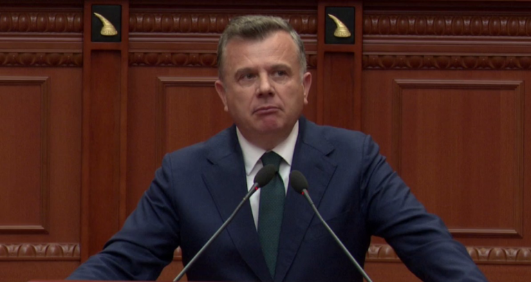 Balla humb shpresën për RTSH: Dështim i madh, harxhim parash! Nuk po ngrihet në nivelin e duhur
