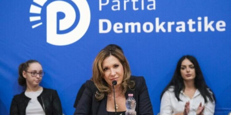Kokalari: Flamur Noka ka një mision, të sjellë Argita Malltezin në krye të PD-së