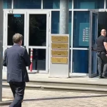 Dëshmon në GJKKO ish-presidenti Topi, rrëzon Berishën e Malltezin: Pronat e ‘Partizanit’ pjesë e ‘Planit të Përhapjes’ deri në 2007-n, firma ime ia ndryshoi statusin pas kërkesës nga ‘Mbrojtja’