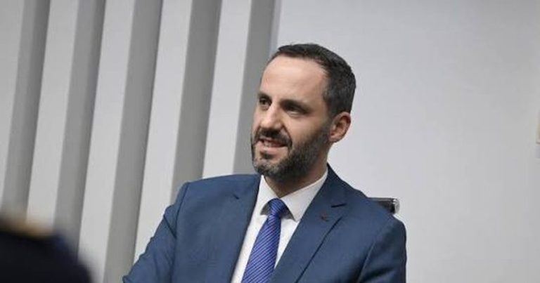 Monitorim me dronë dhe kamera inteligjente/ Ministri Lamallari paralajmëron masa drastike ndaj drejtuesve të mjeteve