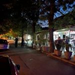 Të shtëna me armë në një lokal në Elbasan, plagosen kamarieri dhe dy persona të tjerë