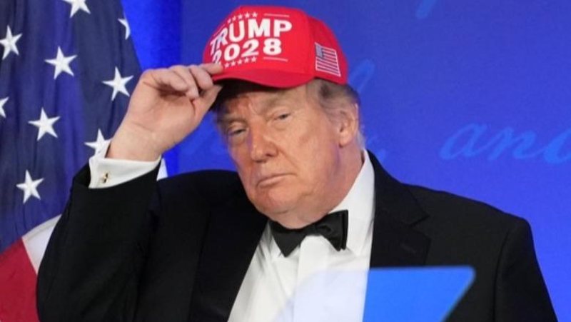 “Kam fituar tri herë, do ta bëj sërish”, Trump habit në darkën e korrespondentëve: Synimi im është të kandidoj për një mandat të tretë